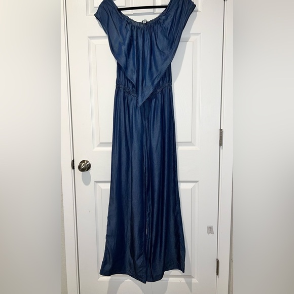 Halston Jumpsuit with wide leg Sz.M - Picture 1 of 5